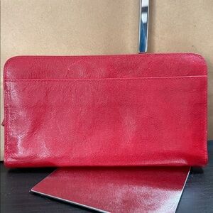 Tusk leather wristlet wallet